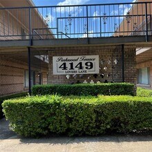 4149 Lovers Ln-Unit -F in Dallas, TX - Foto de edificio - Building Photo