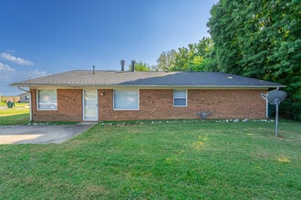 1716 Todd Ct in Owensboro, KY - Building Photo - Building Photo