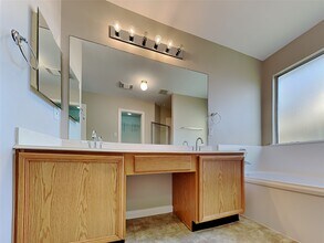 4002 Old Pine Grove Dr in Humble, TX - Building Photo - Building Photo