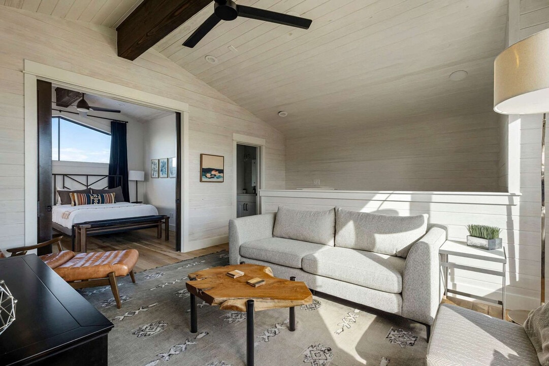 19212 Lost Tree in Spicewood, TX - Building Photo