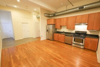 960 Broadway, Unit 9 in Chelsea, MA - Building Photo - Building Photo