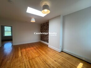 1228 Cambridge St, Unit 4T in Cambridge, MA - Building Photo - Building Photo