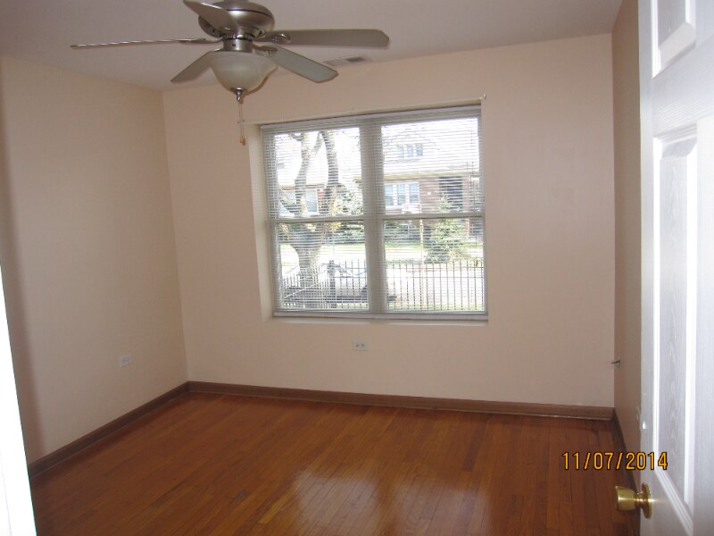 4738 W George St in Chicago, IL - Building Photo