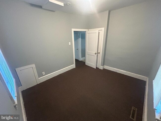 143 Lafayette St in Riverside, NJ - Building Photo - Building Photo