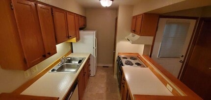 1310 Yellowstone Ave in Billings, MT - Building Photo - Building Photo