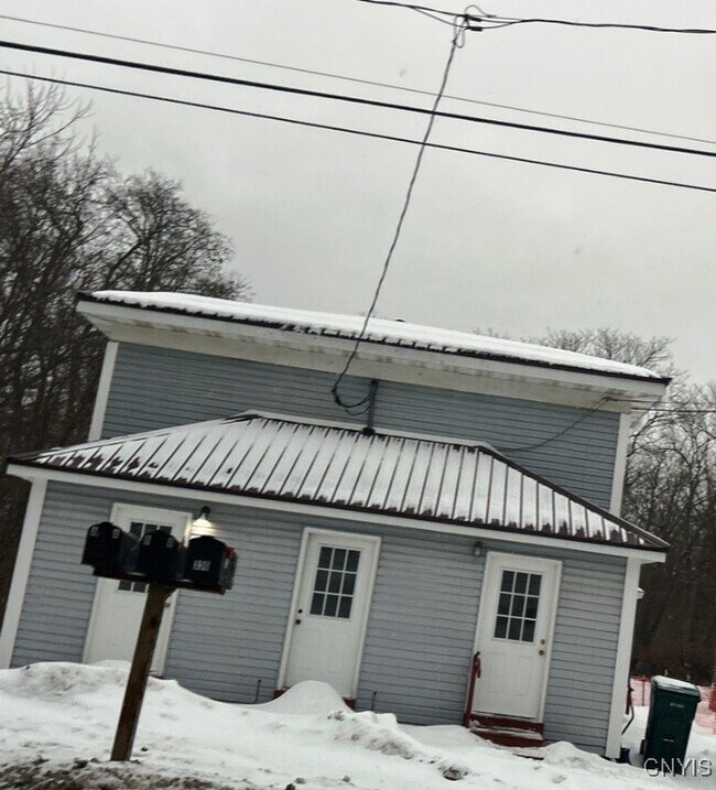 335 Church St in Hannibal, NY - Building Photo - Building Photo