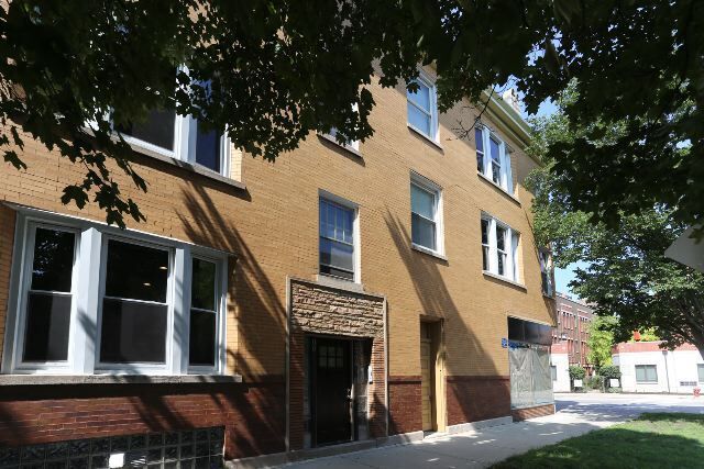 2506 W Argyle St in Chicago, IL - Building Photo
