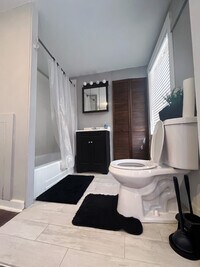 250 Fulton St photo'