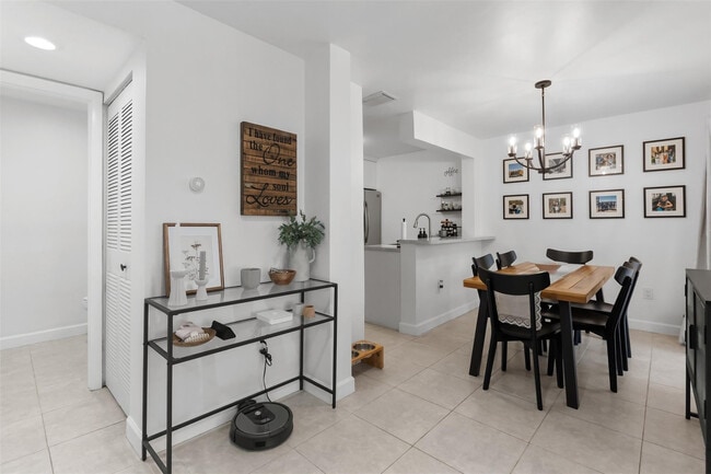 13278 SW 114th Terrace in Miami, FL - Building Photo - Building Photo