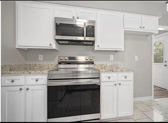 5405 Timberlane Dr in Mobile, AL - Building Photo - Building Photo