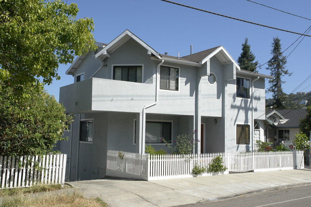 4031 Lincoln Ave in Oakland, CA - Building Photo