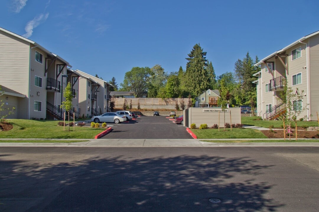 Cherry Hill Apartments in Vancouver, WA - Building Photo