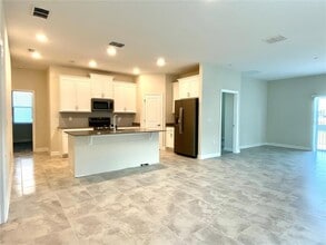1312 Oak Crest St in Davenport, FL - Building Photo - Building Photo
