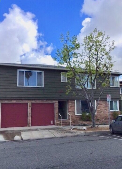 1425 E 1st St in Long Beach, CA - Building Photo