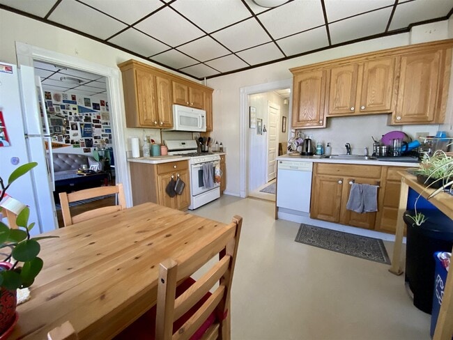 12 Craigie St, Unit 4, Unit 4