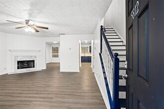 5812 Wind Gate Ln in Lithonia, GA - Building Photo - Building Photo