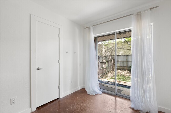 6935 Yellowstone Way Dr in Houston, TX - Building Photo - Building Photo