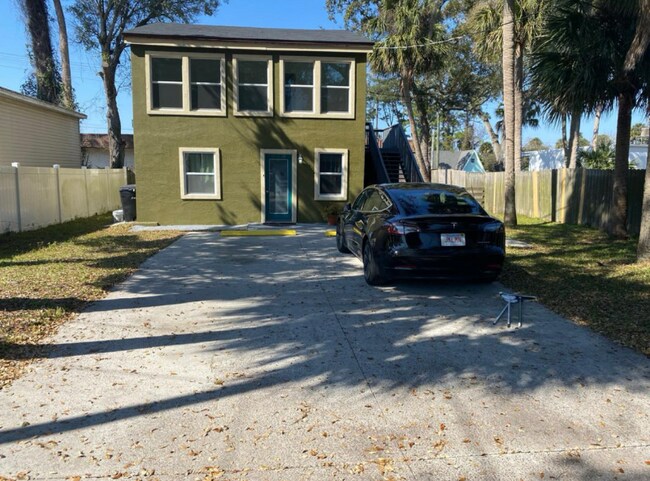 338 Rutledge Ave in South Daytona, FL - Building Photo - Building Photo