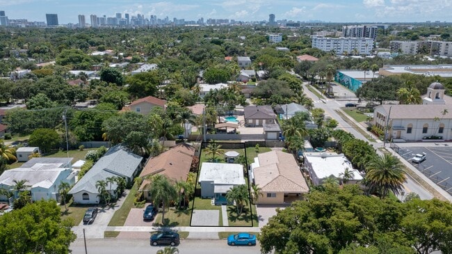 1650 Jackson St in Hollywood, FL - Building Photo - Building Photo