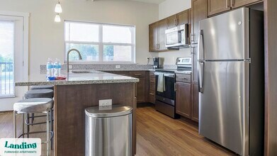 9906 Runway Dr in Indianapolis, IN - Building Photo - Building Photo