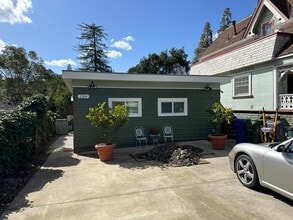 124 Los Gatos Blvd in Los Gatos, CA - Building Photo - Building Photo