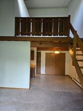 9120 N Lima Rd in Youngstown, OH - Building Photo - Building Photo