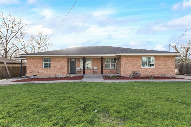 913 Live Oak St in Royse City, TX - Building Photo