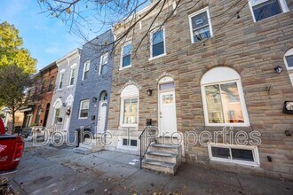 10 N Ellwood Ave in Baltimore, MD - Foto de edificio - Building Photo