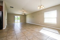 15626 Charr Island St in Sun City Center, FL - Foto de edificio - Building Photo