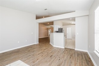 2339 Sandridge Cir in Eustis, FL - Building Photo - Building Photo