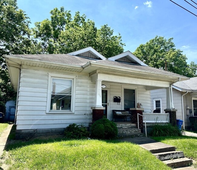 property at 372 Bucoto Ct