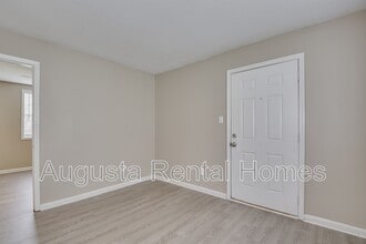 323A Verdery Dr in Belvedere, SC - Building Photo - Building Photo