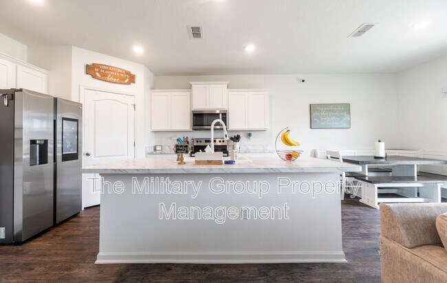 property at 5594 Hollow Birch Dr
