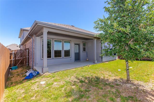 106 Camelia St in Garland, TX - Building Photo - Building Photo