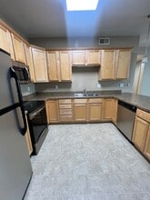 1275 Alexander Way, Unit 303 in North Liberty, IA - Building Photo - Building Photo