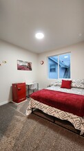 5284 SE 47th Ave, Unit A in Portland, OR - Foto de edificio - Building Photo