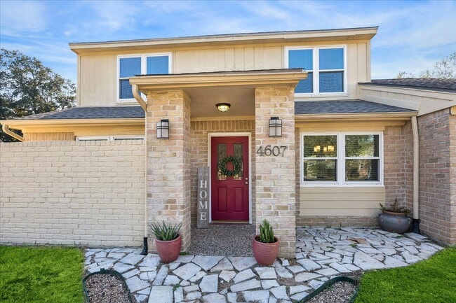 4607 Thistlecroft Dr in Houston, TX - Building Photo - Building Photo
