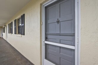 101 N Grandview St in Mount Dora, FL - Building Photo - Building Photo