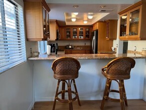 1680 N Coast Hwy 101 in Encinitas, CA - Building Photo - Building Photo