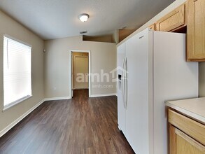 11971 Cherry Creek Rd in Jacksonville, FL - Building Photo - Building Photo