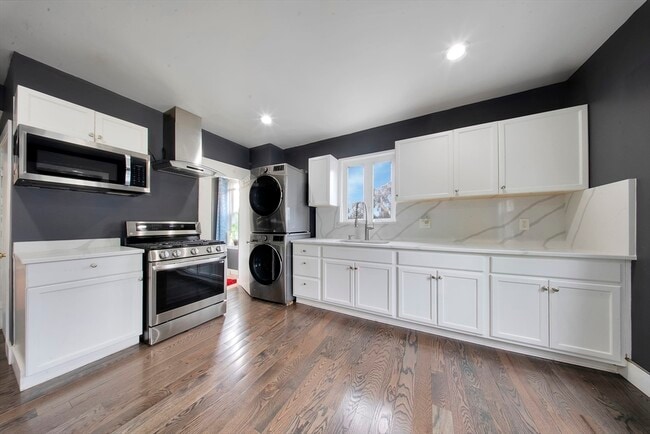 property at 533 Boston St