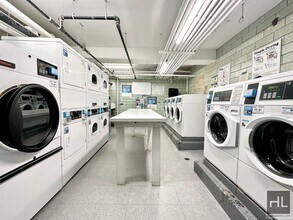 EAST 35 STREET in New York, NY - Building Photo - Building Photo