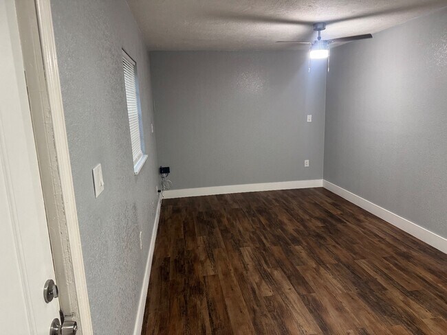 3416 S 70th St in Tampa, FL - Building Photo - Building Photo