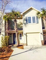 81 Christian Dr in Santa Rosa Beach, FL - Building Photo