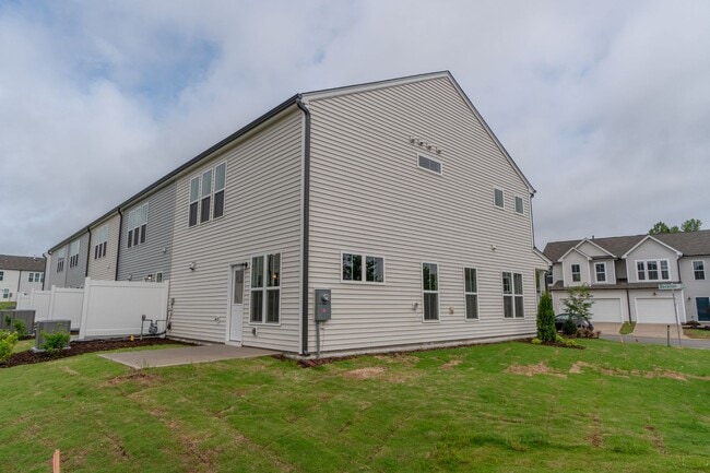 4001 Beckton Trl in Jamestown, NC - Building Photo - Building Photo