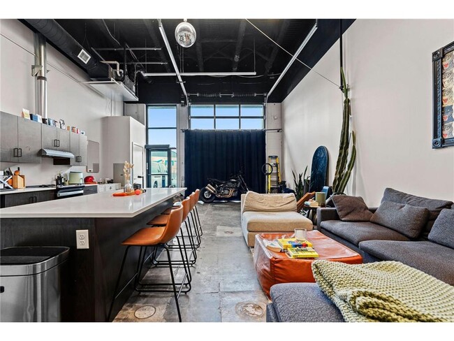 property at 801 SE 9th St