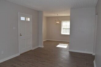 1313 Bursal Ave in Cincinnati, OH - Building Photo - Building Photo