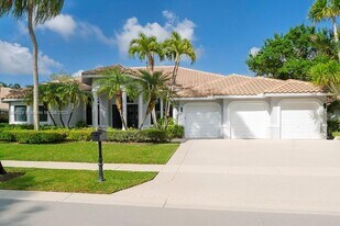 2454 Provence Ct in Weston, FL - Building Photo