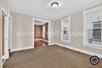 837 Lorain St in Toledo, OH - Building Photo - Building Photo