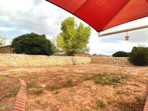 425 Von Bargen Dr in Horizon City, TX - Building Photo - Building Photo